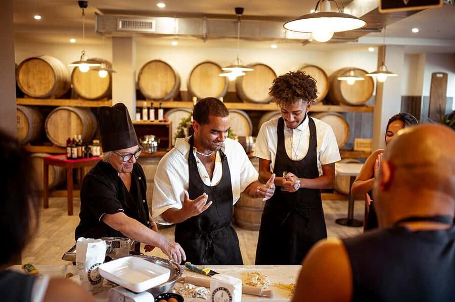 Cooking Class: Italian Authentic Recipes with Lunch - Key points at a glance