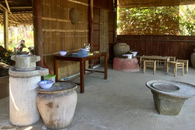 Cooking class, market tour and basket boat tour - Why this Hoi An half-day works so well