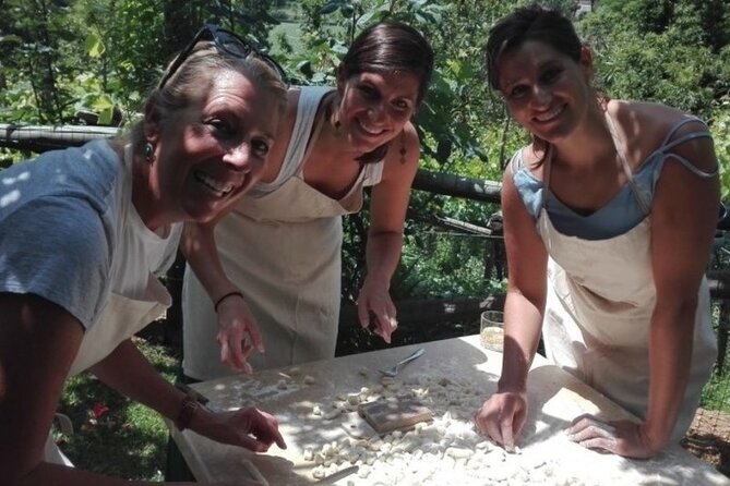 Cooking class: "Traditional dishes of the Mediterranean Diet" - A second dish makes this more than a pasta lesson