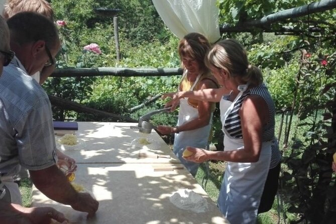 Cooking class: "Traditional dishes of the Mediterranean Diet" - Who will get the most from Il Tintore?