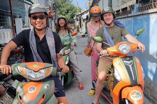 Cooking class & Vibrant Market by Scooter/Tuktuk (Half-Day) - Choosing ingredients for four or five dishes