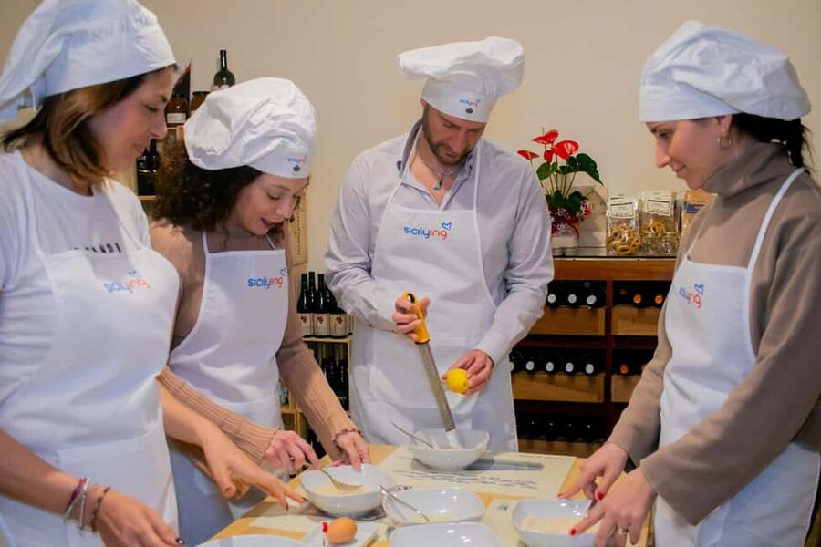 Cooking class, visit to the Catania market and light lunch - Is $94 a fair price?