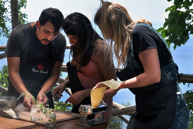 Cooking Class with garden visit - Why Praiano is the right place for a cooking class
