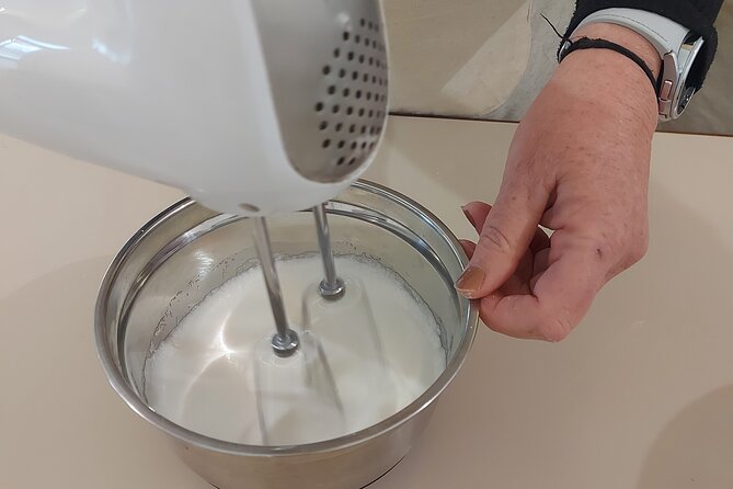 Cooking class with Pasta, mozzarella and Tiramisu with wine - What the $72.56 price really buys