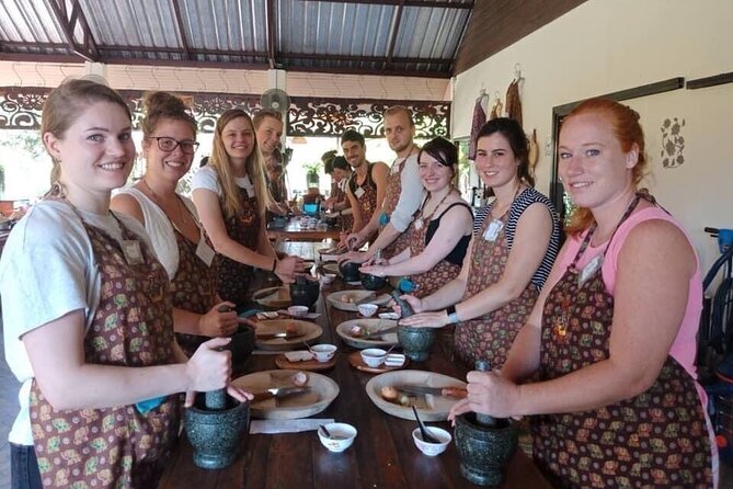 Cooking Evening Class Chiang Mai Visit Organic Garden and Market - Timing, transport, and what to pack