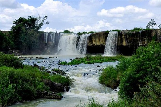 Cooking, Farming and Waterfall In Vietnam Countryside - The reliability question you should not ignore