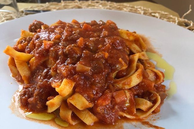 Cooking Lesson: From The Market To The Table in Florence - Preparing ragù, bruschetta, and dessert