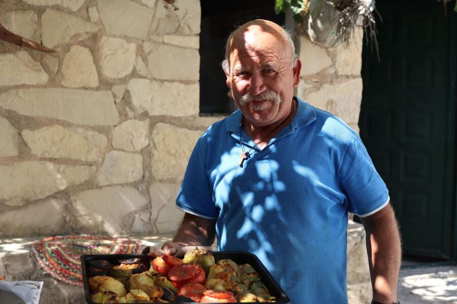 Cooking Lesson in Heraclion by Baxes - Who will enjoy this Cretan cooking lesson