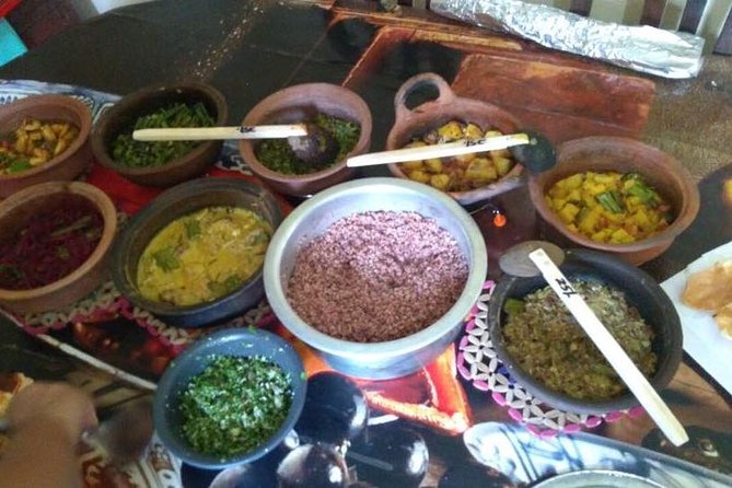 cooking lesson - Learning Sri Lankan spices and preparation methods