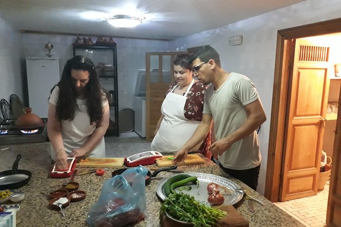 Cooking Local Tajine Class in Fez - Timing, group size, and practical fit