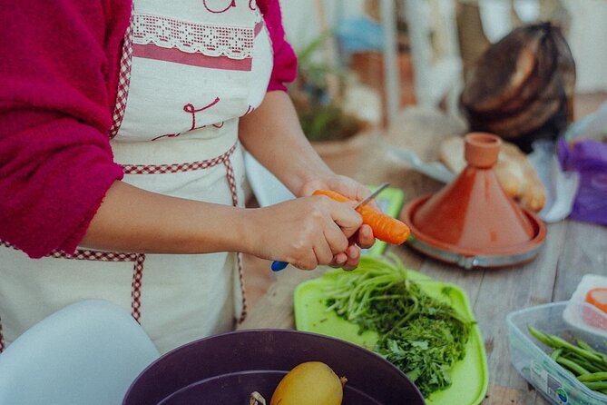 Cooking the Moroccan Way, Tamraght - Cooking and tasting the finished dishes