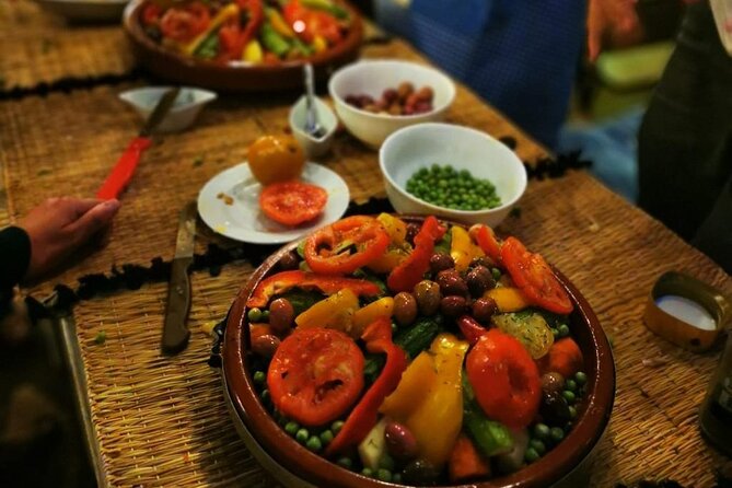 cooking with rabab Tagahzout - A village kitchen or a sea-view guesthouse
