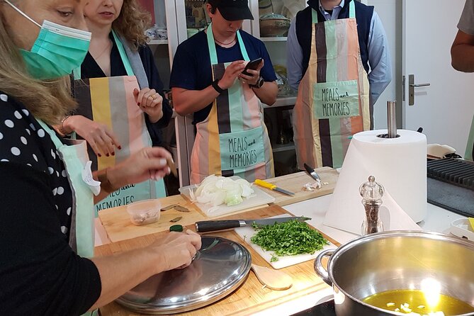 Cooking Workshop in Cascais (group of 4 min) - Who will get the most from this experience