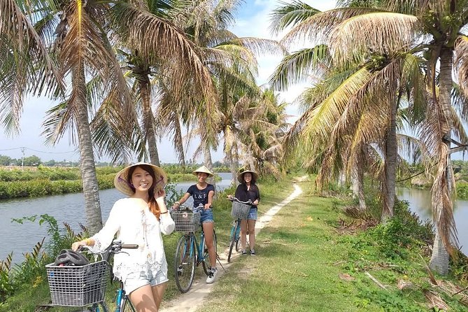 Countryside bike tour, basket boat and cooking class - Who will enjoy this Hoi An tour most