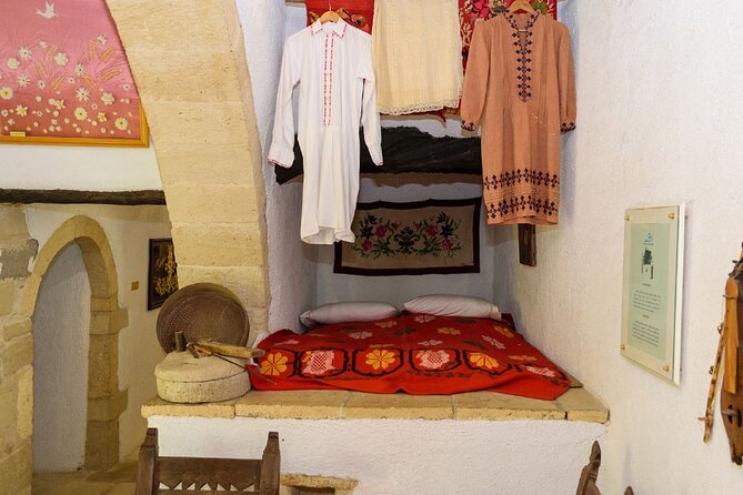 Cretan Delights - Wine, Olive Oil & Cooking Workshop from Chania - The family house and Apokoronas Museum
