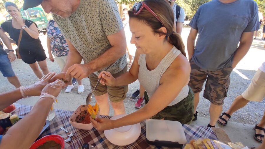Crete: Sightseeing Day Trip with Cooking Lesson and Lunch - How the guides shape the day