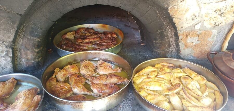 Crete: Sightseeing Day Trip with Cooking Lesson and Lunch - Bouncing through Embasa Gorge by 4x4