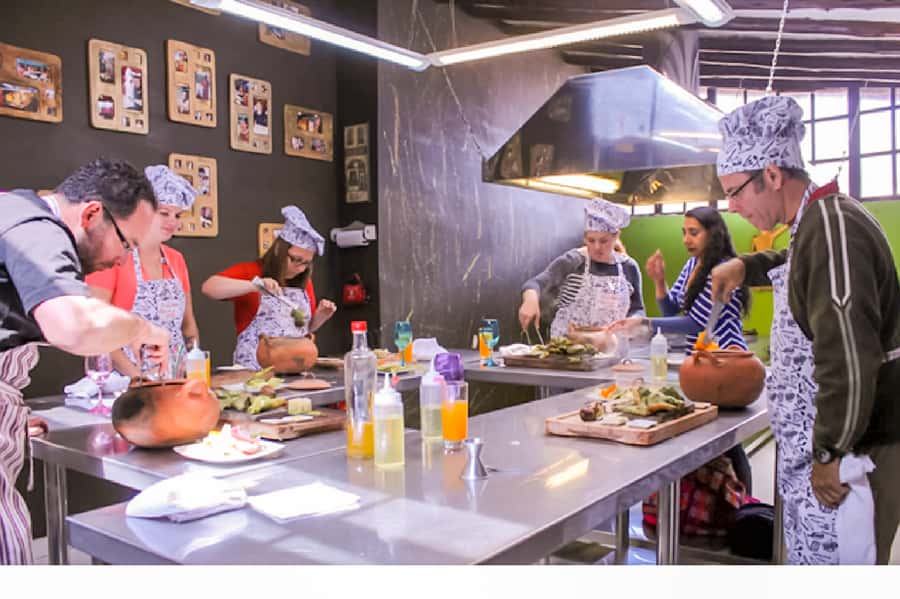 Cusco: Peruvian Cooking Class & Market Tour - Starting with ingredients at San Pedro Market