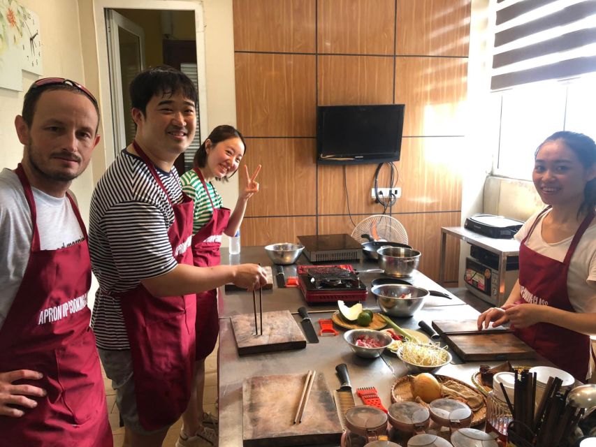 Da Nang: Traditional Cooking Class and Pho with Local Girl - What makes this class different from a restaurant meal
