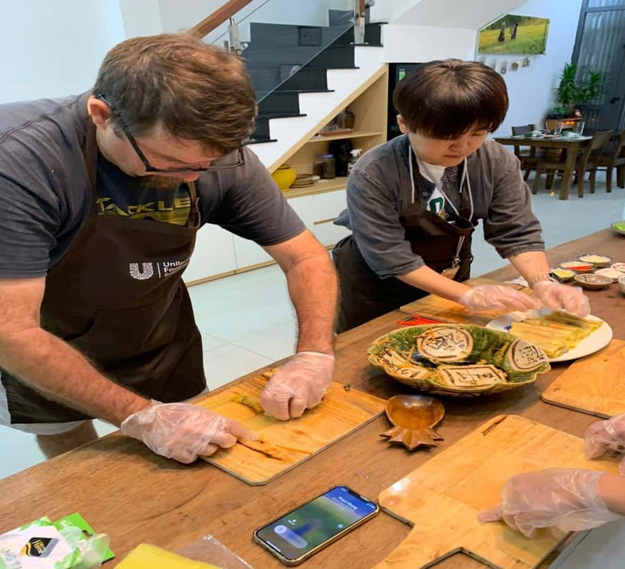 Da Nang: Traditional Cooking Class with meal in Local Family - Price and what you receive for $32