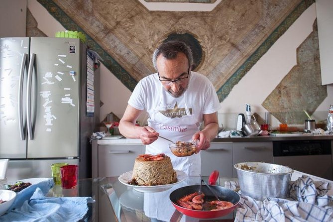 Dining Experience at a local's Home in Cortona with Show Cooking - Cortona Location and Practical Planning