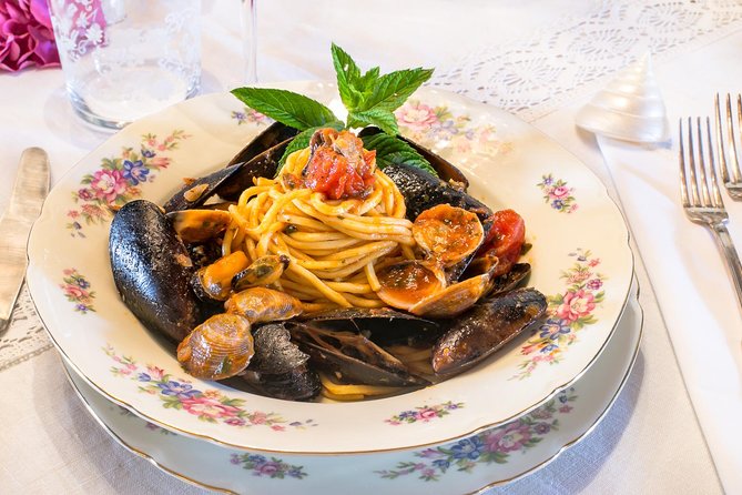Dining Experience at a local's Home in Santa Margherita Ligure with Show Cooking - Who will enjoy this meal most