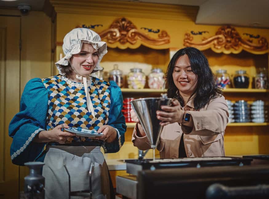 Dutch Mini Pancake Baking Experience with Ms. Sweettooth - A theatrical start with Ms. Sweettooth