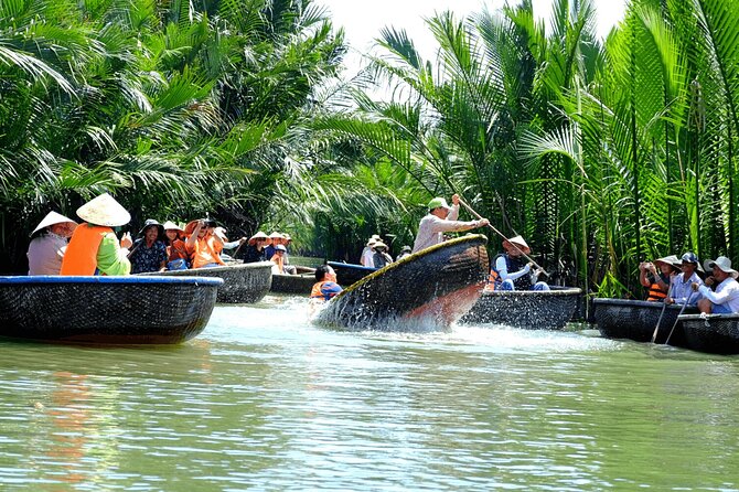 Eco tour and Cooking Class - Learning fishing techniques with local people