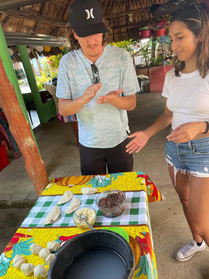 El Paredón: Traditional Cooking Class with a Local Family - Timing, Language, and Practical Details