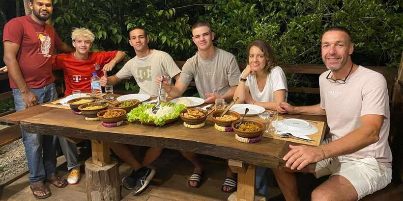 Ella : Cooking class with amazing Spice Garden Tour - Guides, setting, and group size