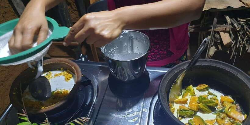 Ella: Sri Lankan Cooking Class with Neranji at Homestay - Starting with spices, coconut, and seasonal produce
