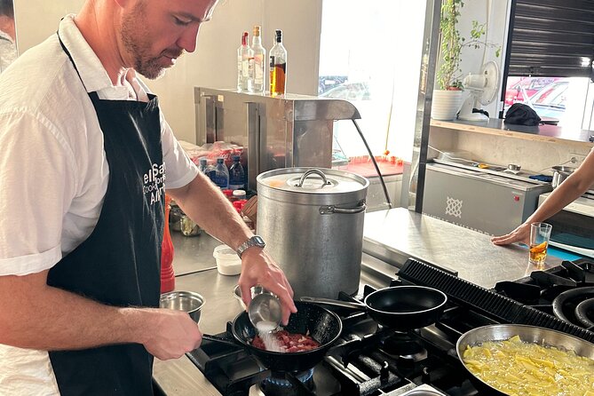 Evening Spanish Tapas Cooking Class with Live Guitar Music - Stories, translation, and the pace of the class
