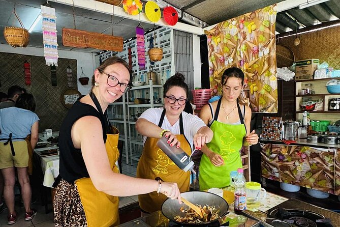 Evening Thai cooking class - What the $27.58 price includes