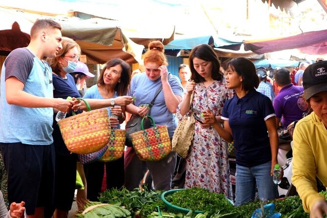 Experience Local Market and Boat Ride with Cooking Class - Starting at Hoi An Market