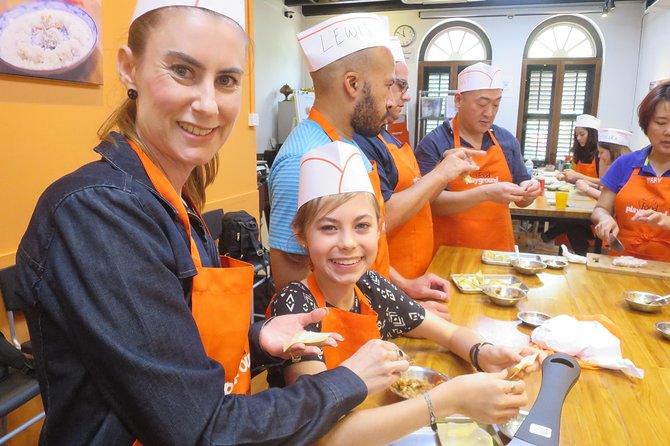Experience Singapore: Cultural Cooking Class - Cooking Singaporean food instead of only eating it