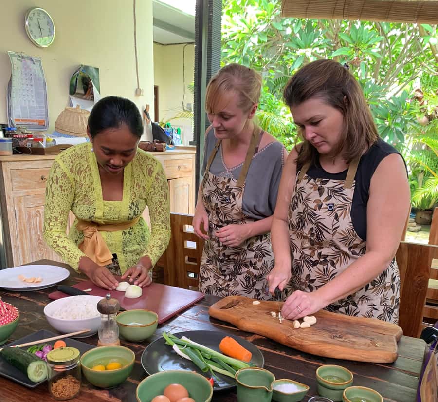 Experience the Art of Cooking Authentic Balinese Cuisine - A private Balinese kitchen from 10 a.m. to 2 p.m.