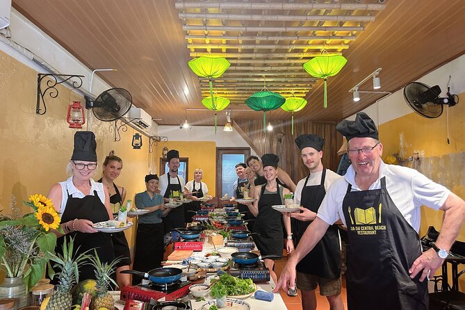 Express Cooking Class at Faifoo Central Restaurant - Choosing between the vegan and non-vegan menus