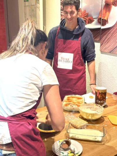 Family-Style Italian Pizza Cooking Class & Dining Experience