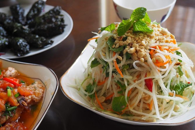 Farm tour & Home cooking class with local family in Hanoi - Sharing the meal with Mandy and her family