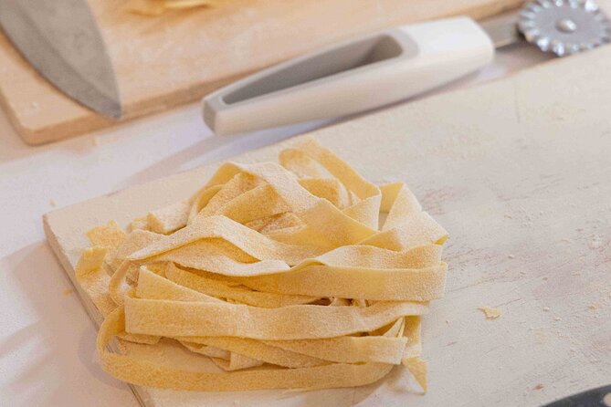 Fettuccine Ravioli and Tiramisu Cooking Class in Rome - Is three hours the right estimate?