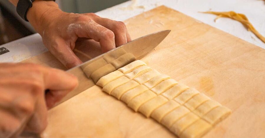 Fettuccine & Tiramisù: Cooking Class with Wine & Limoncello - Who should book this class?