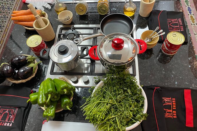 Fez Cooking Class at Palais bab sahra - Learning the Moroccan method in a traditional kitchen