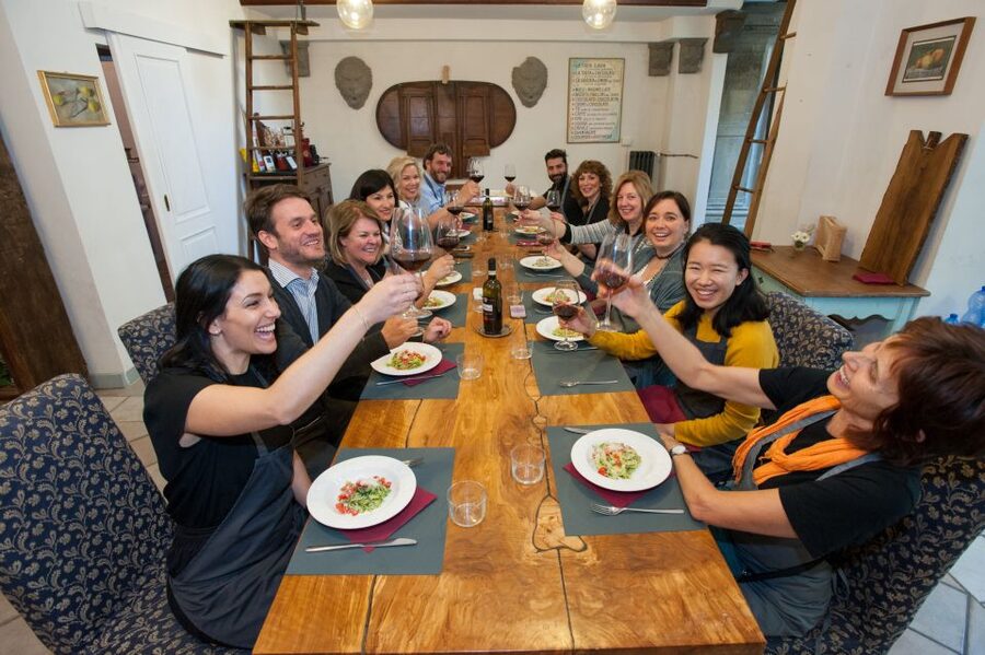Florence: Authentic Pasta Making Class - Rolling Fettuccine and Filling Ravioli