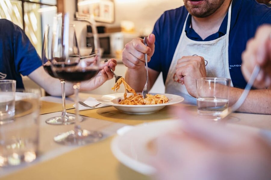 Florence: Pasta and Tiramisu Cooking Class with Local Host - Who should book this class?