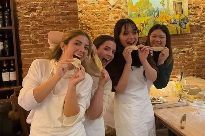 Florence: Pasta & Tiramisu Cooking Class with lots of Good Wine - What the chefs add to the class