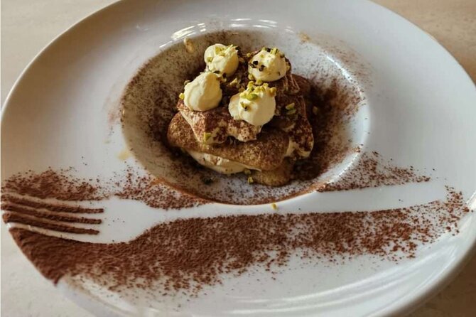 Florence Pizza & Tiramisù Cooking Class: Small Group Experience - Starting at Via della Mattonaia at 3 pm