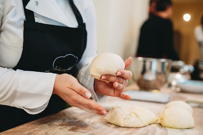 Florence Pizza & Tiramisù Cooking Class: Small Group Experience - What Chef Asia adds to the class