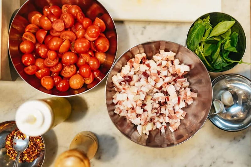 Florence: Premium Pasta and Gelato Cooking Class - The premium morning option at Central Market
