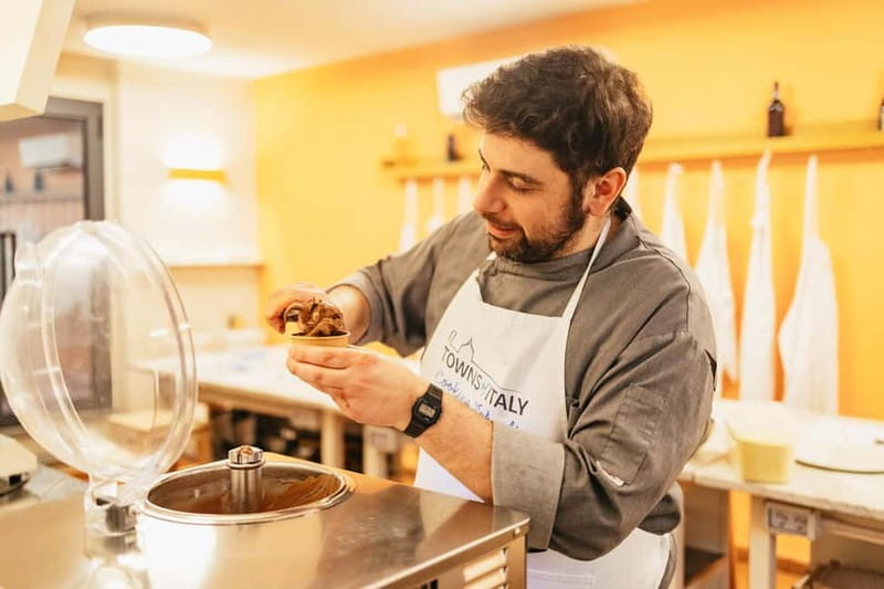 Florence: Premium Pasta and Gelato Cooking Class - What the chefs add to the class