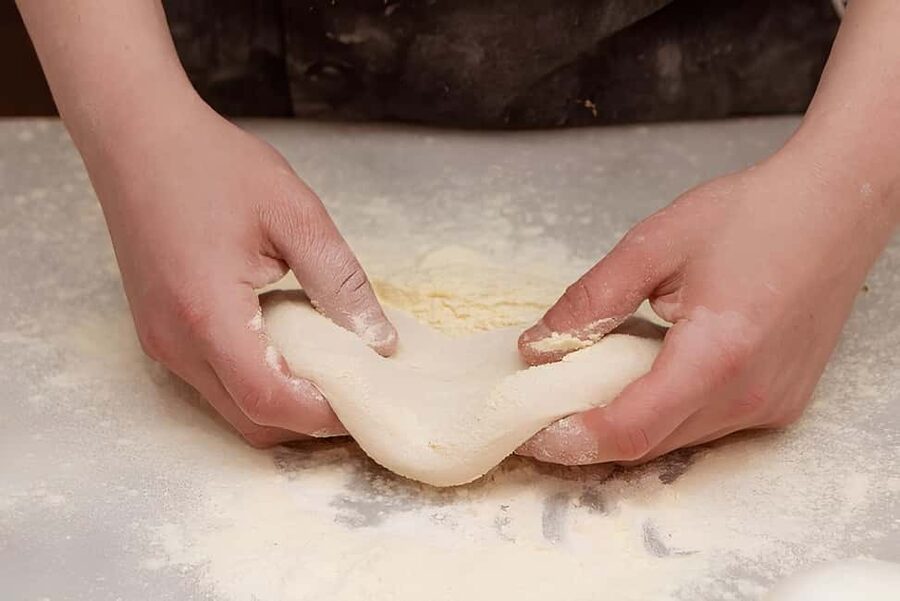 Florence: Private Pizza Making Class with Wine Tasting - A pizza class in Florence’s Santa Croce neighborhood
